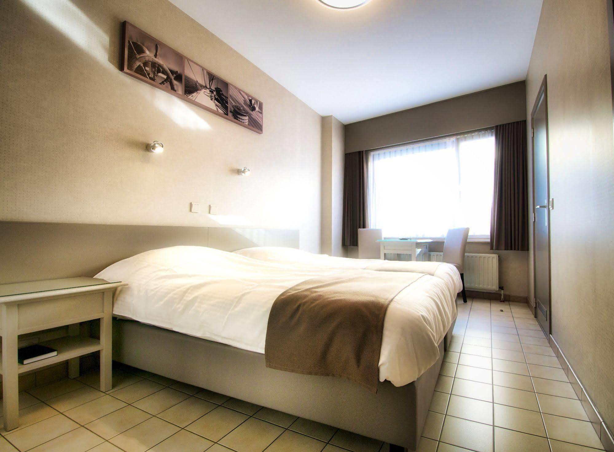 Hotel De Golf Bredene Exterior foto